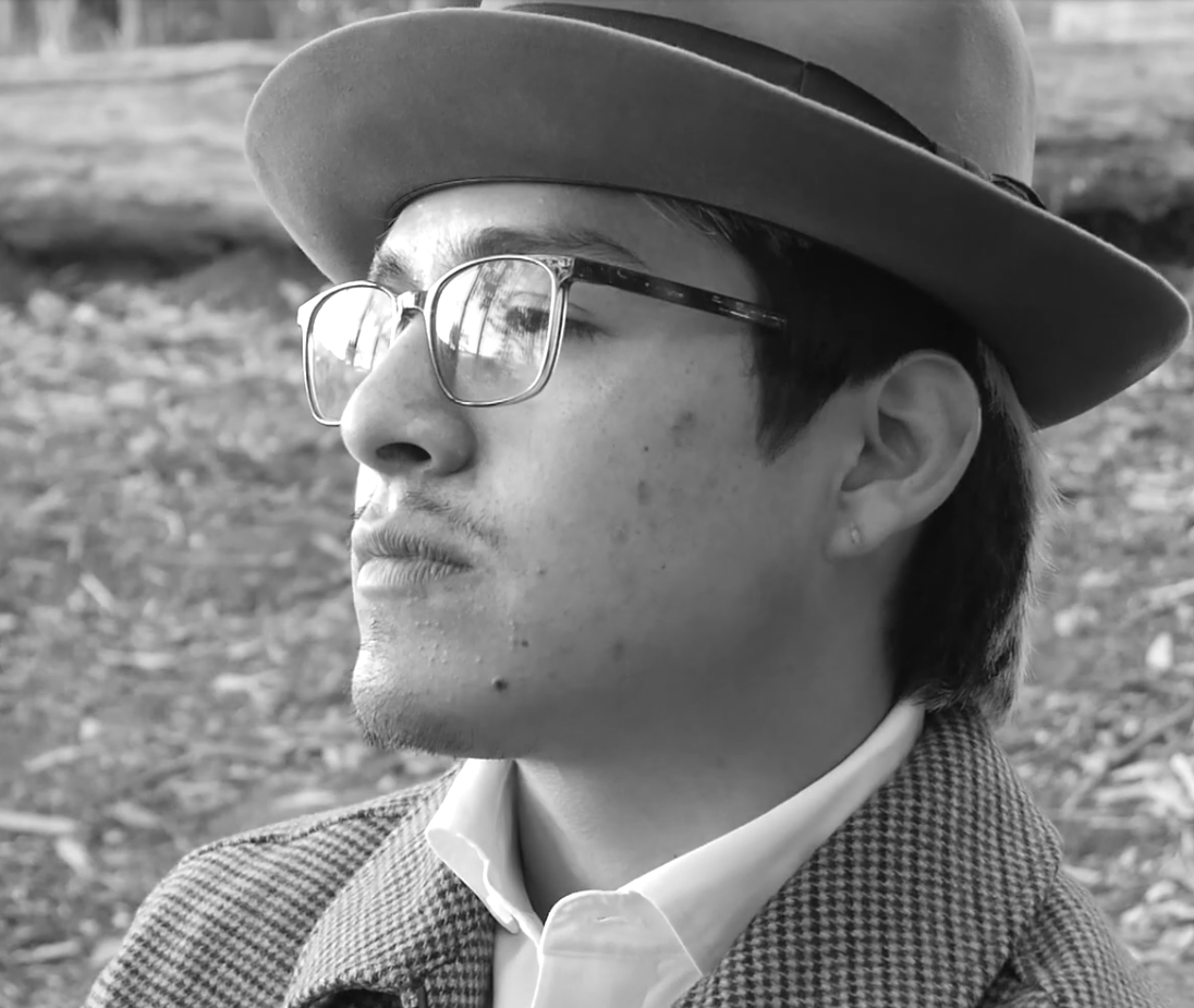 Italo Rivasplata as Fez